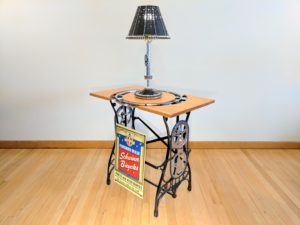 SCHWINN Lamp & Table Set