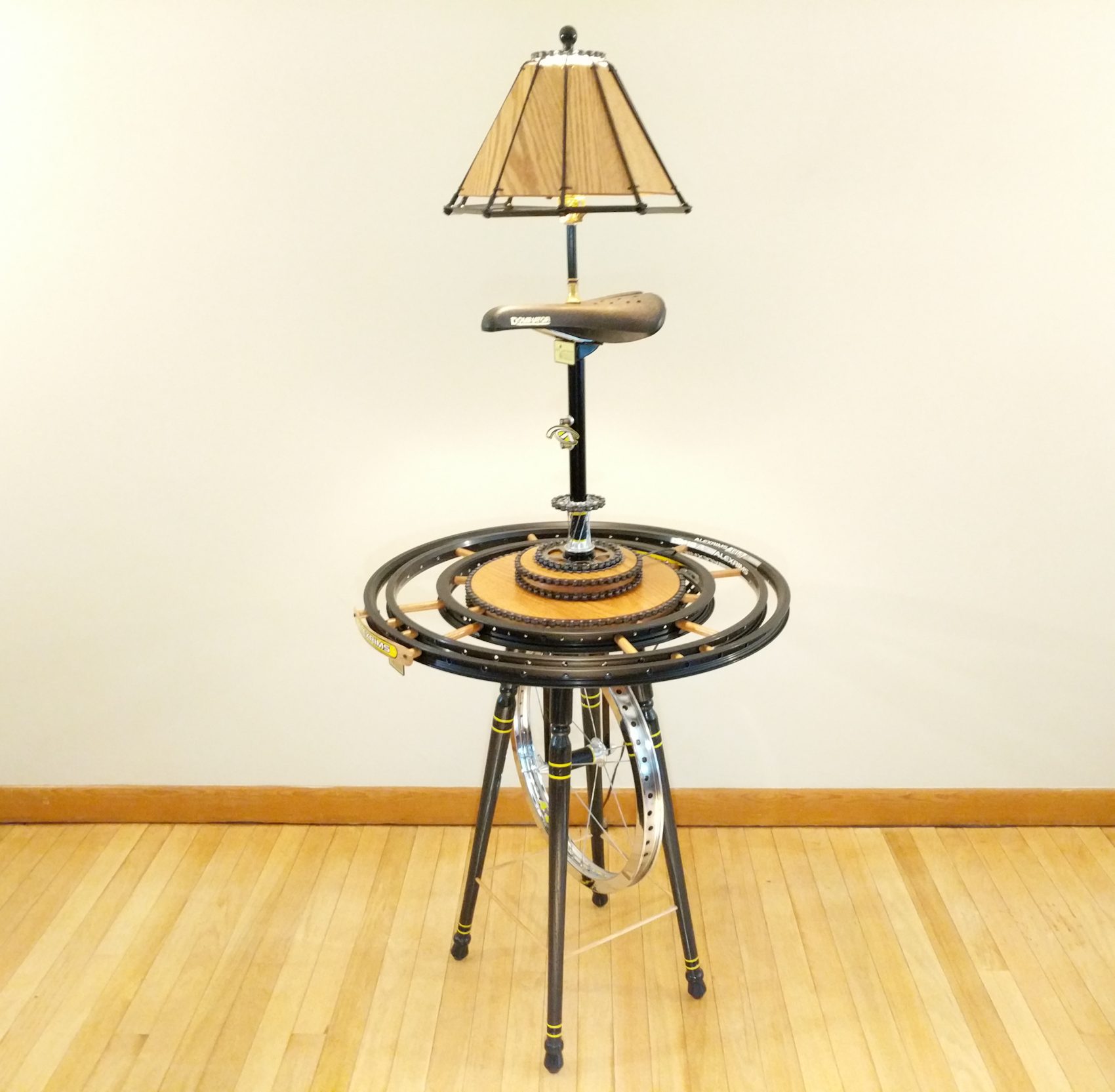 ALEX RIMS Lamp & Table Set