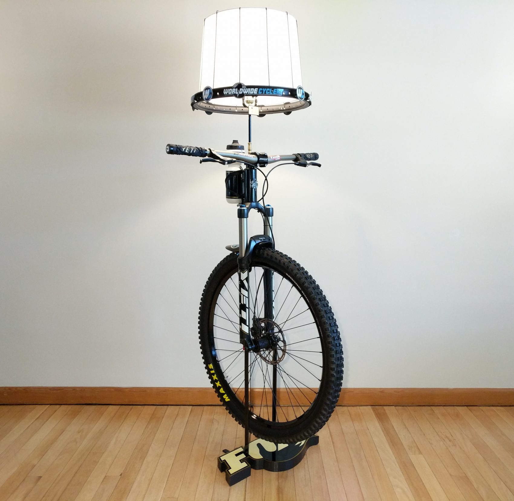 YETI/WORLDWIDE CYCLERY Floor Lamp